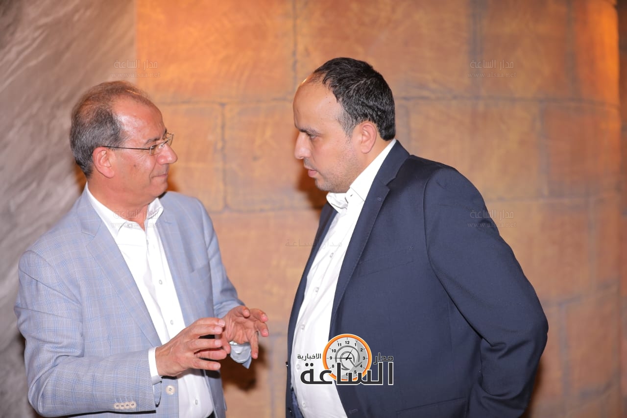 Madar Al-Saa Images 0.6681876272996348