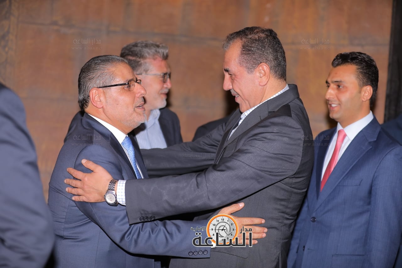 Madar Al-Saa Images 0.8237405402510705