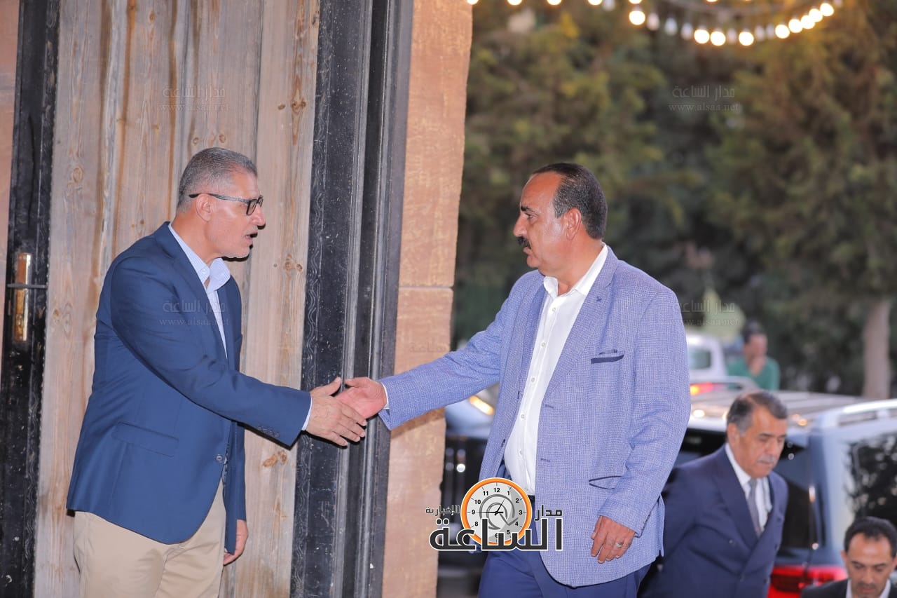 Madar Al-Saa Images 0.7360855312337098