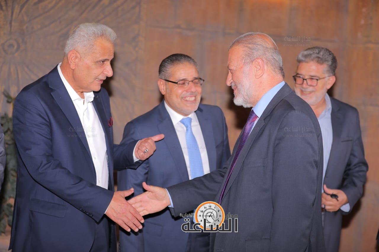 Madar Al-Saa Images 0.4318587571930286