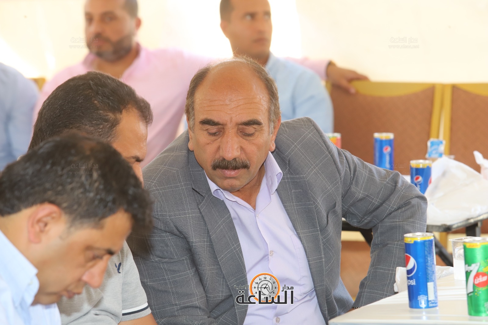 Madar Al-Saa Images 0.4822071330750748