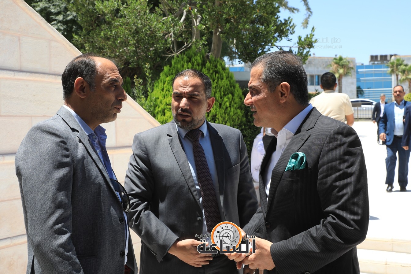 Madar Al-Saa Images 0.9460356872697155