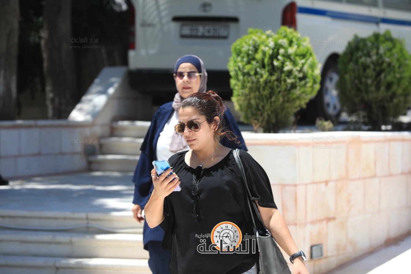 Madar Al-Saa Images 0.35359641885397286