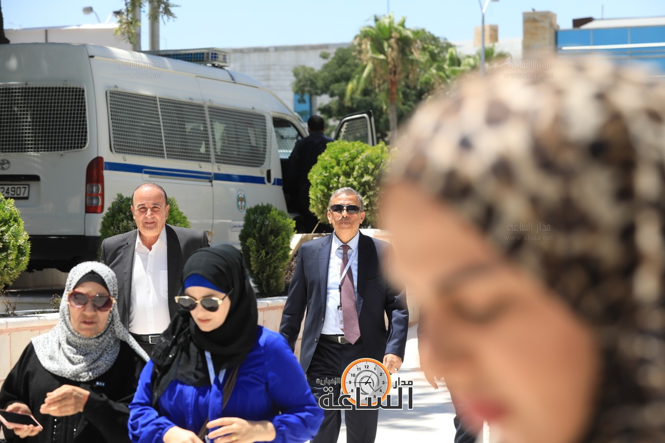 Madar Al-Saa Images 0.6532580107409629