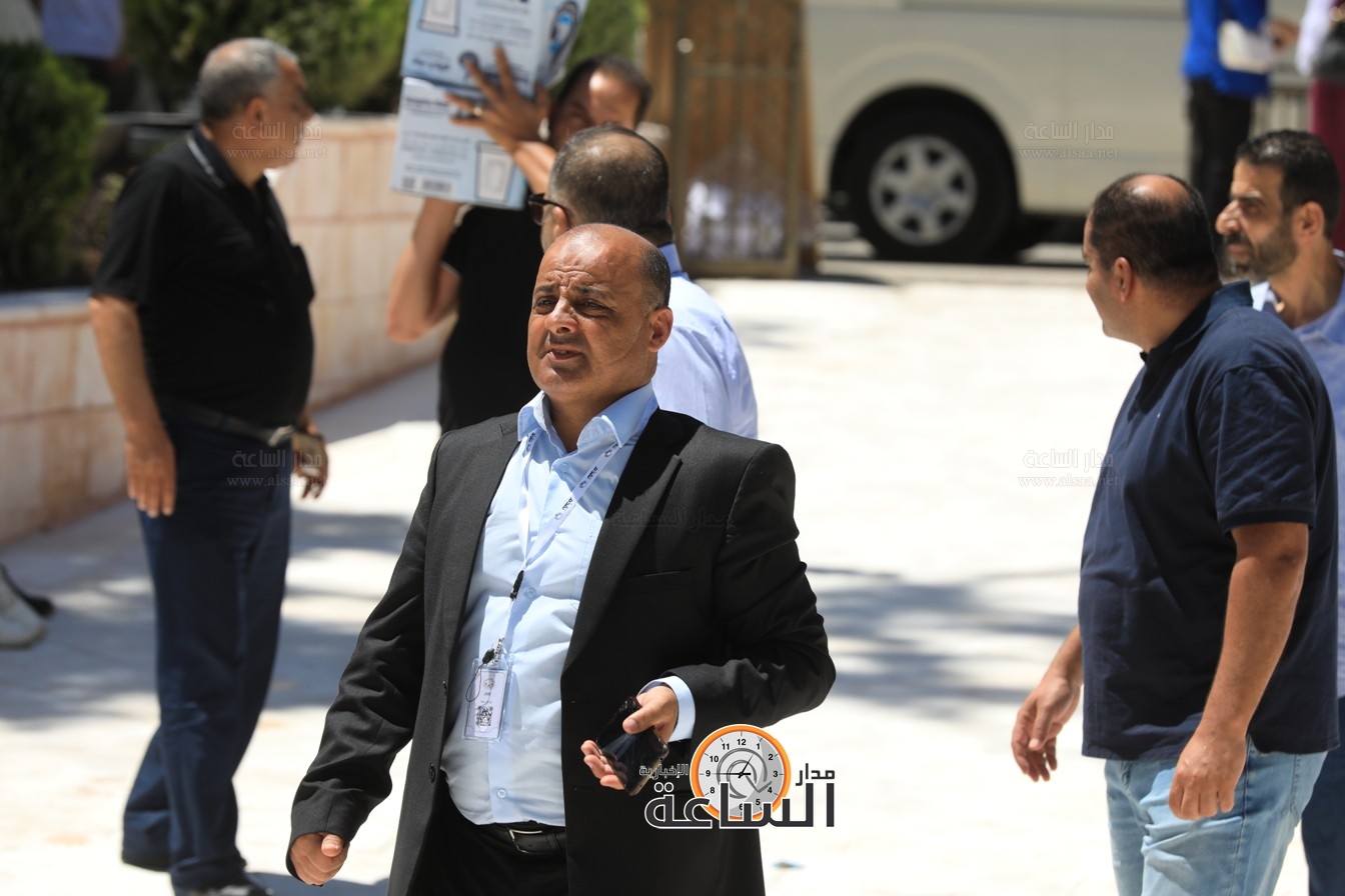 Madar Al-Saa Images 0.6933527665050916