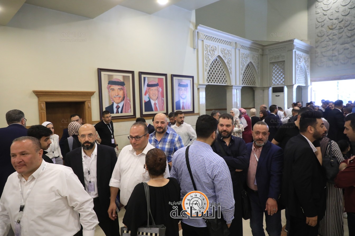 Madar Al-Saa Images 0.7172035785251725