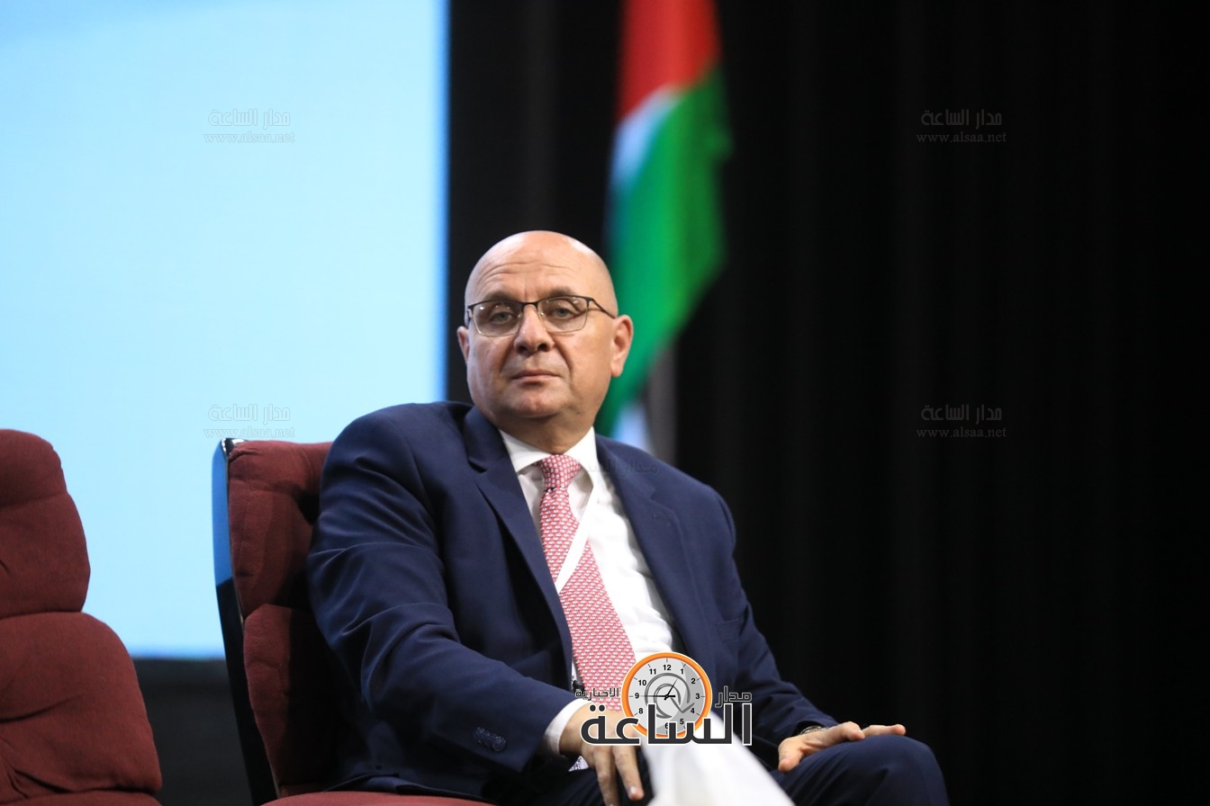 Madar Al-Saa Images 0.5914935595931232