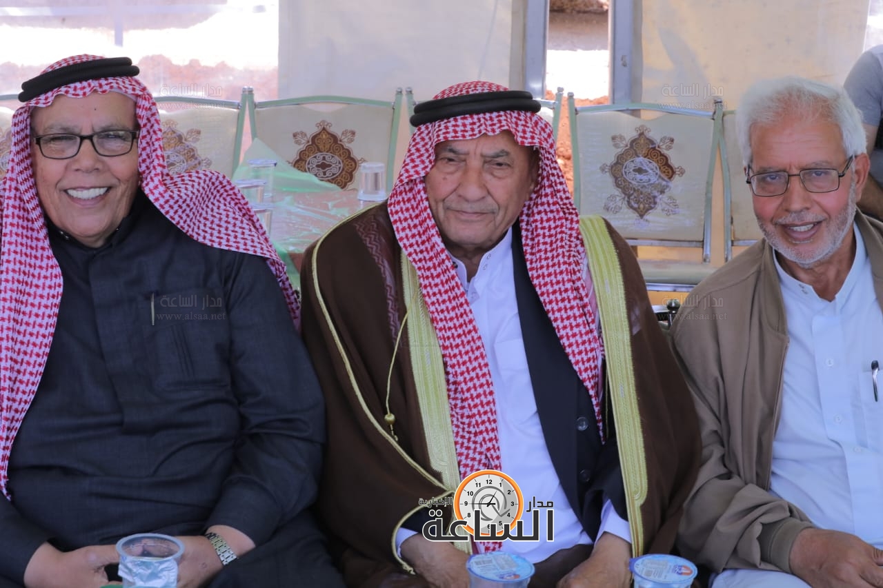 Madar Al-Saa Images 0.5767720259209619