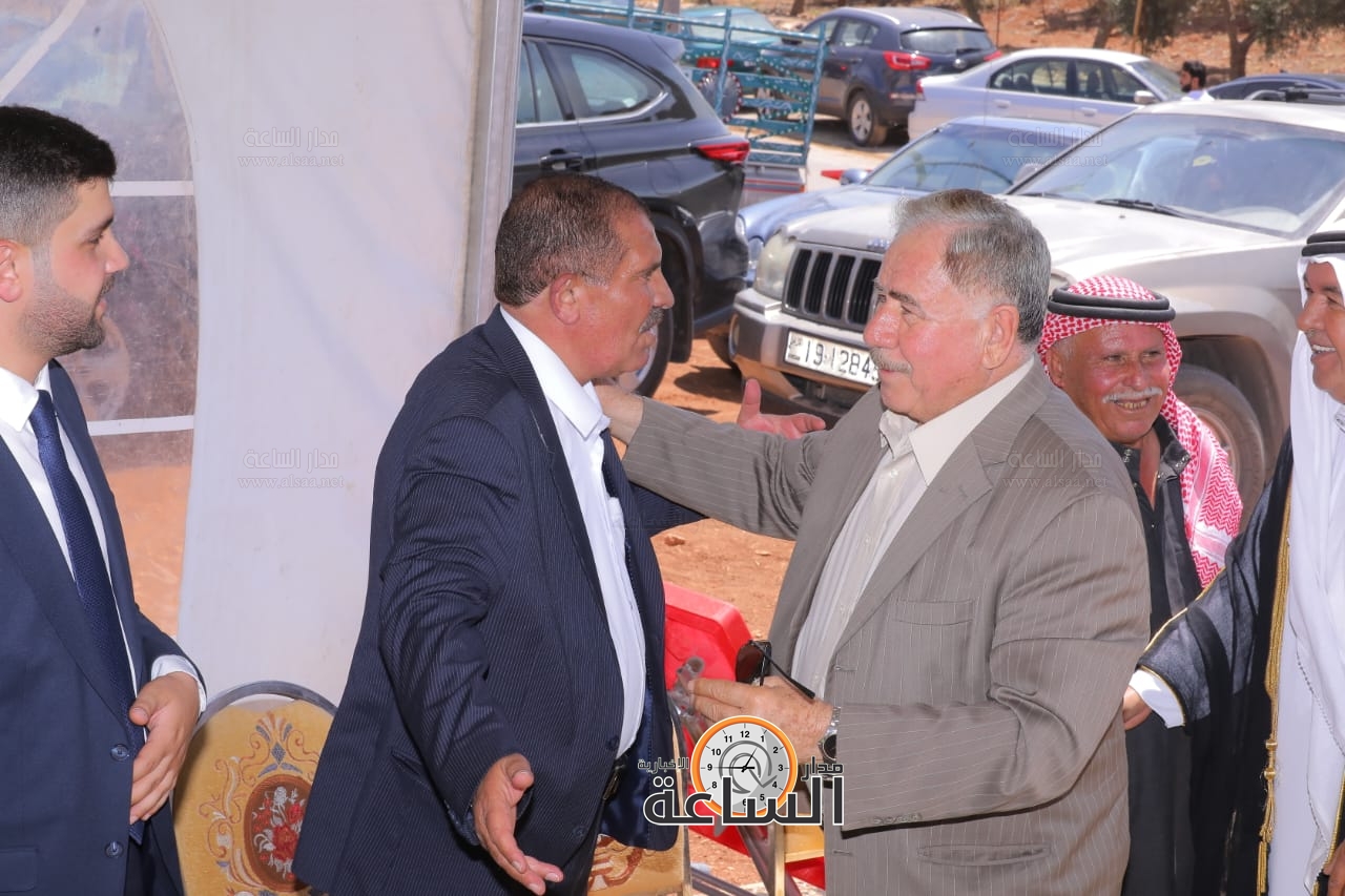 Madar Al-Saa Images 0.20122118134406097