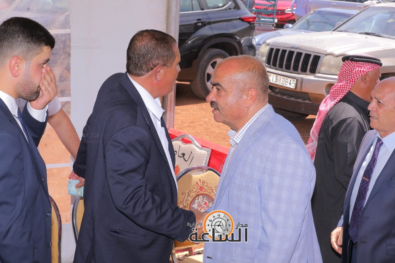 Madar Al-Saa Images 0.3931113709368399