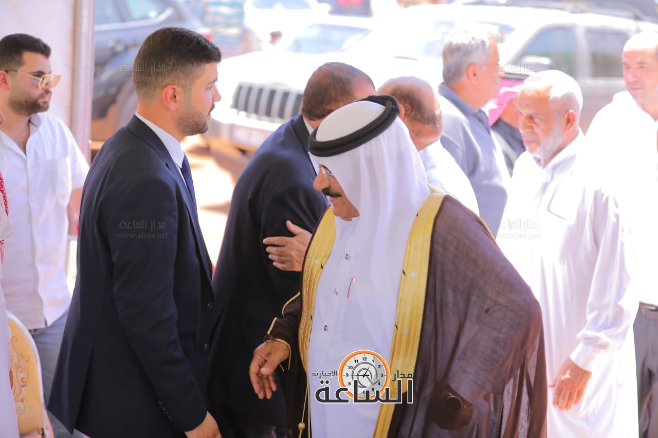 Madar Al-Saa Images 0.34738380576523187