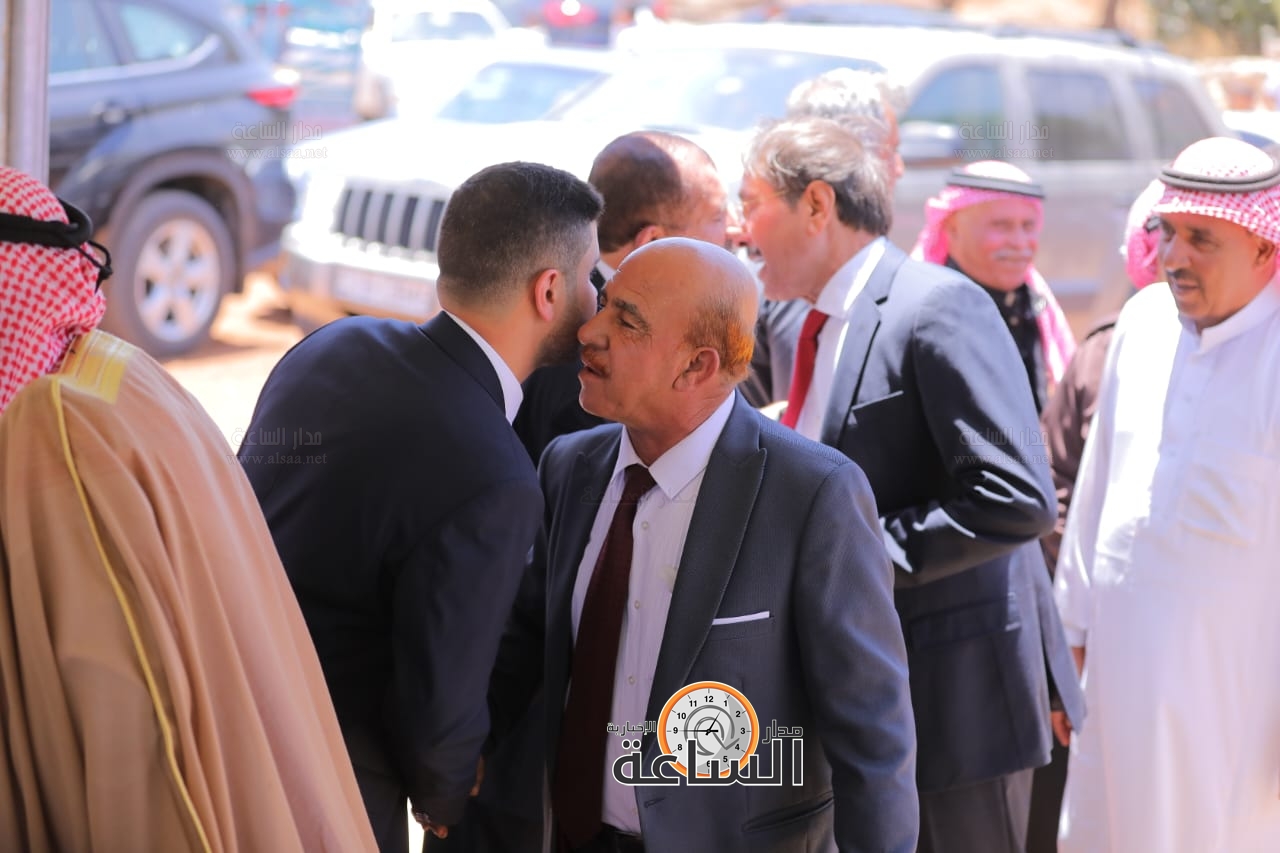 Madar Al-Saa Images 0.1099608500799516