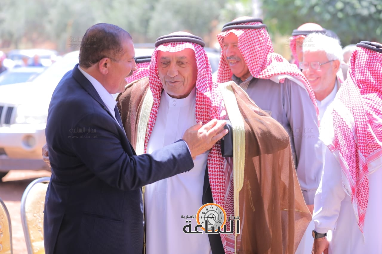 Madar Al-Saa Images 0.19301010098688431