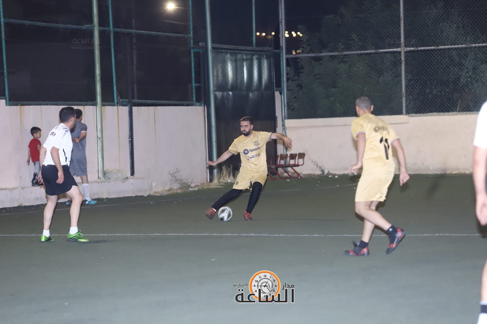 Madar Al-Saa Images 0.772050734046819