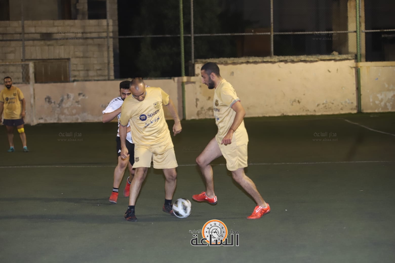 Madar Al-Saa Images 0.6791752134854211