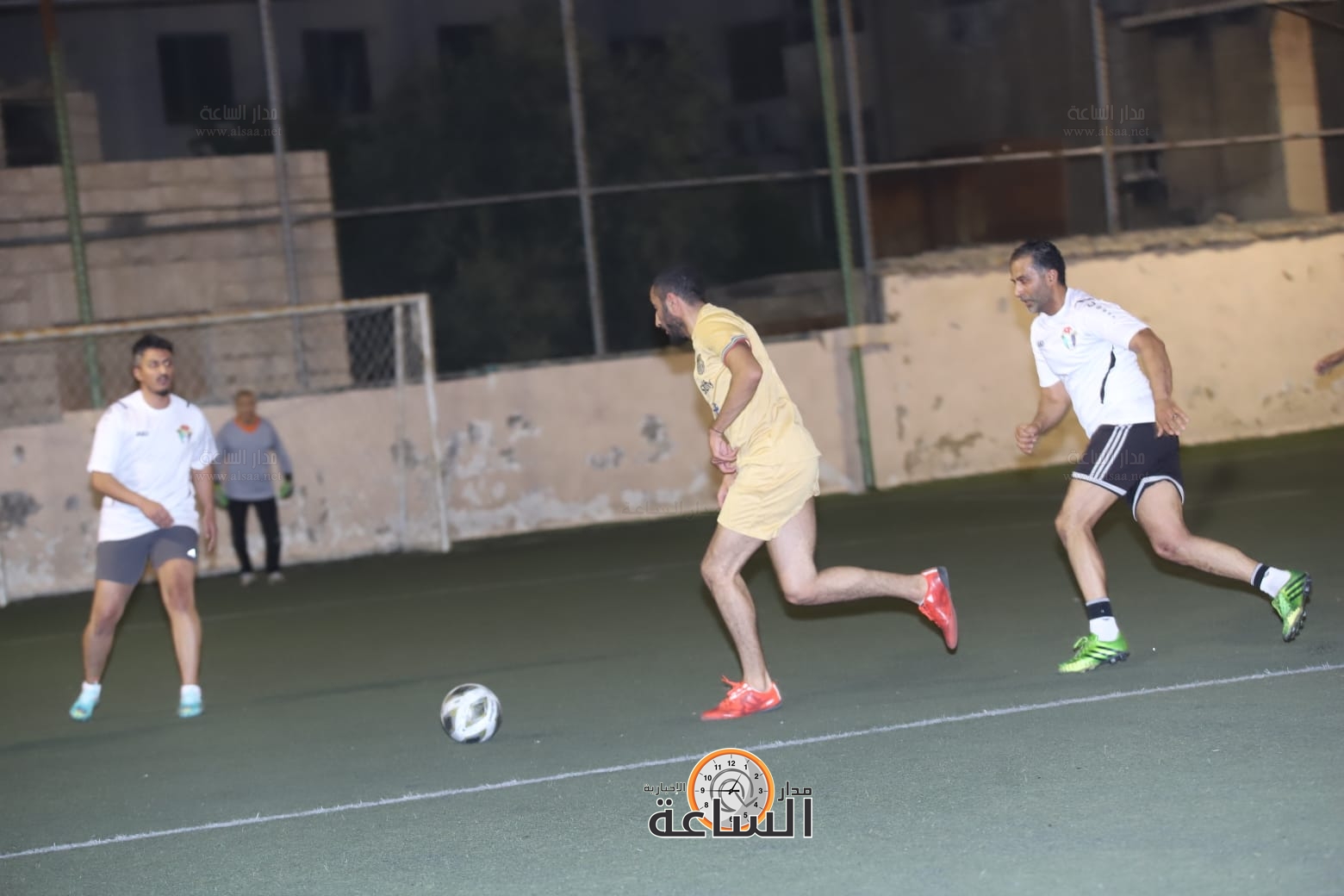 Madar Al-Saa Images 0.11720542984096749