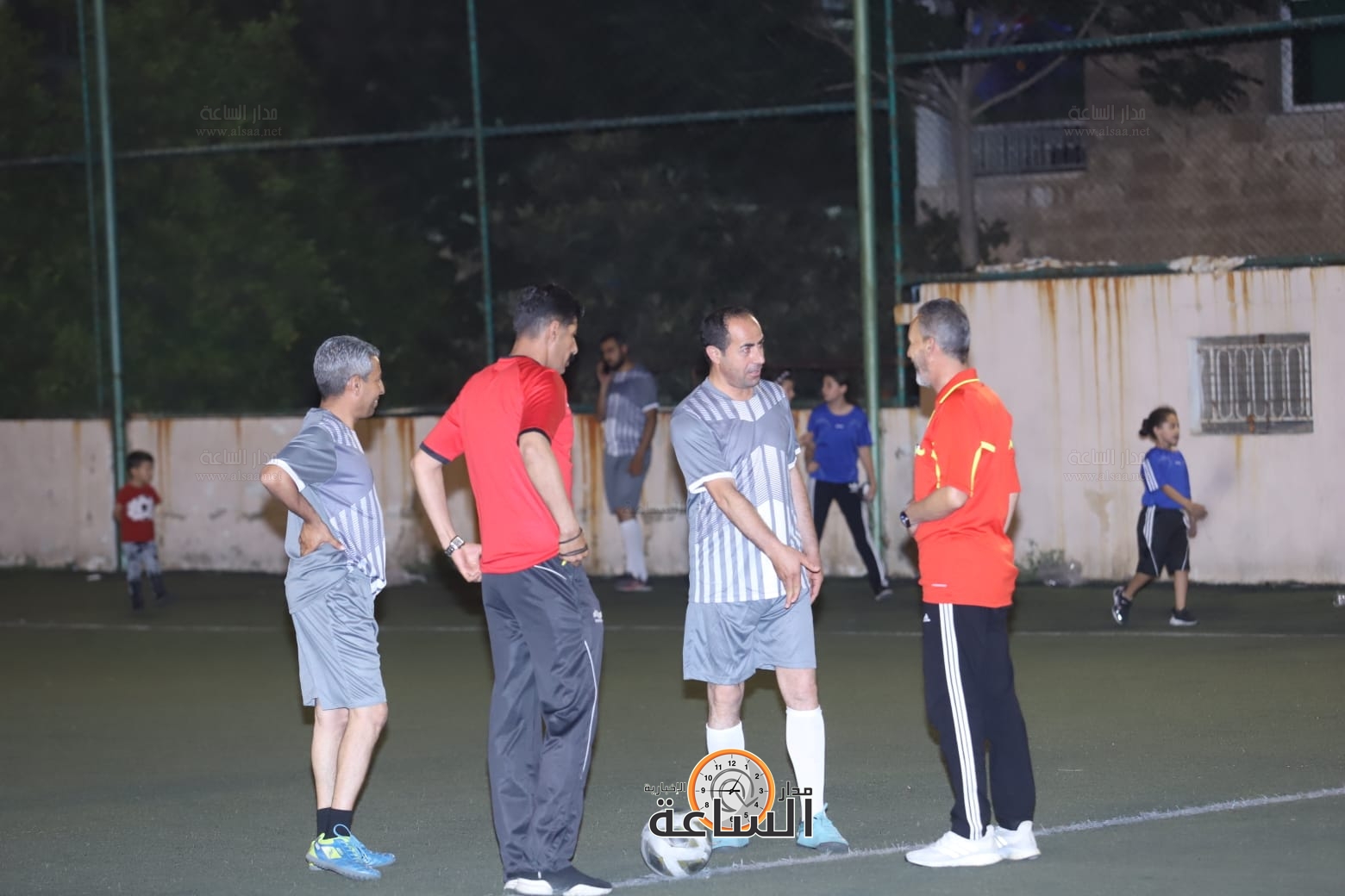 Madar Al-Saa Images 0.3764853748176835