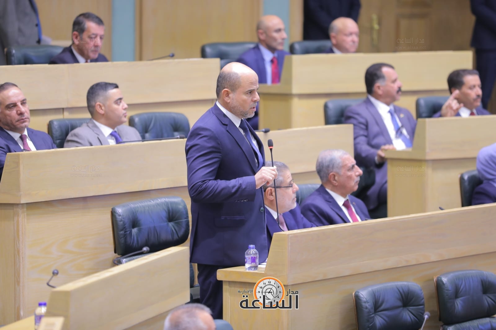 Madar Al-Saa Images 0.3701295233786237