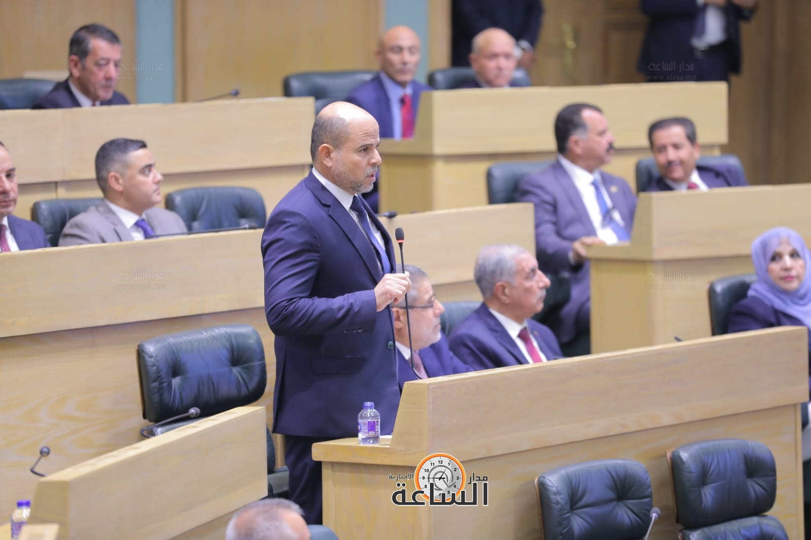 Madar Al-Saa Images 0.4742120565433423