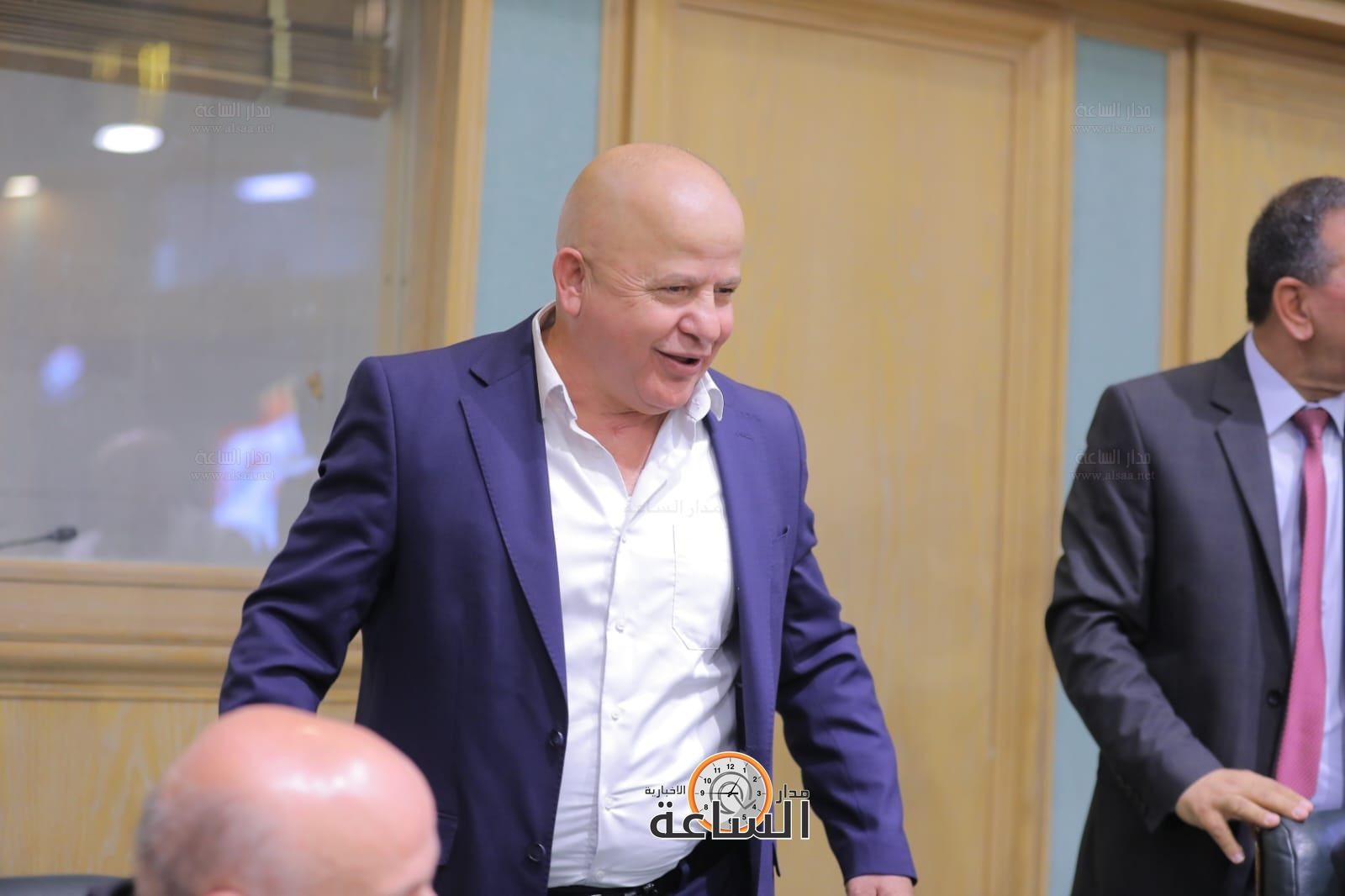 Madar Al-Saa Images 0.5297403215406504