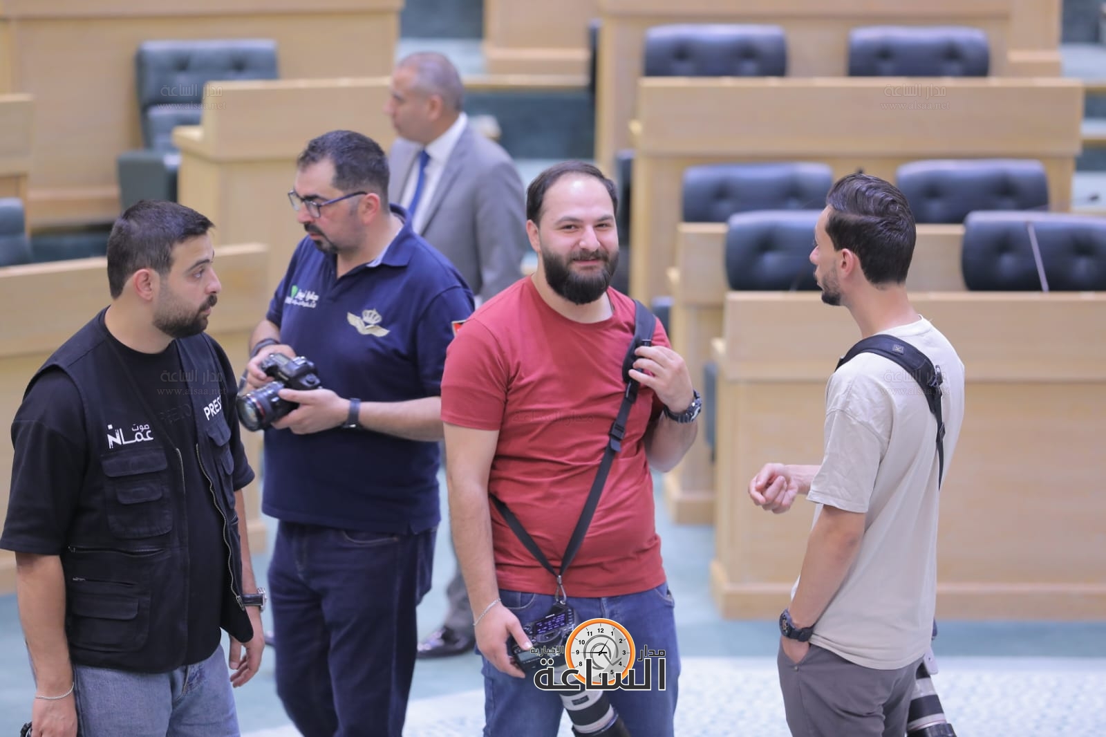 Madar Al-Saa Images 0.9963461633883617