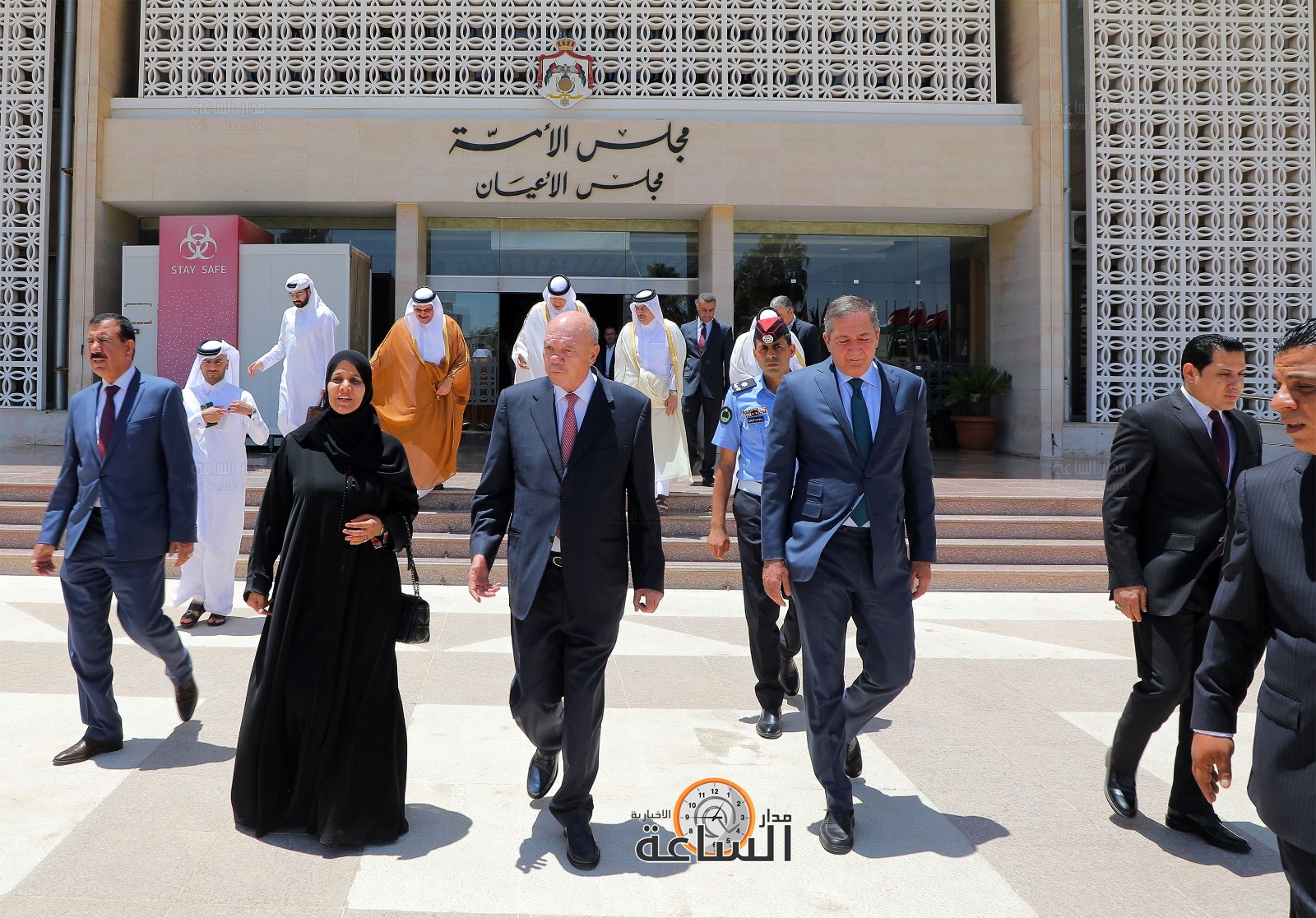 Madar Al-Saa Images 0.040384536290805184