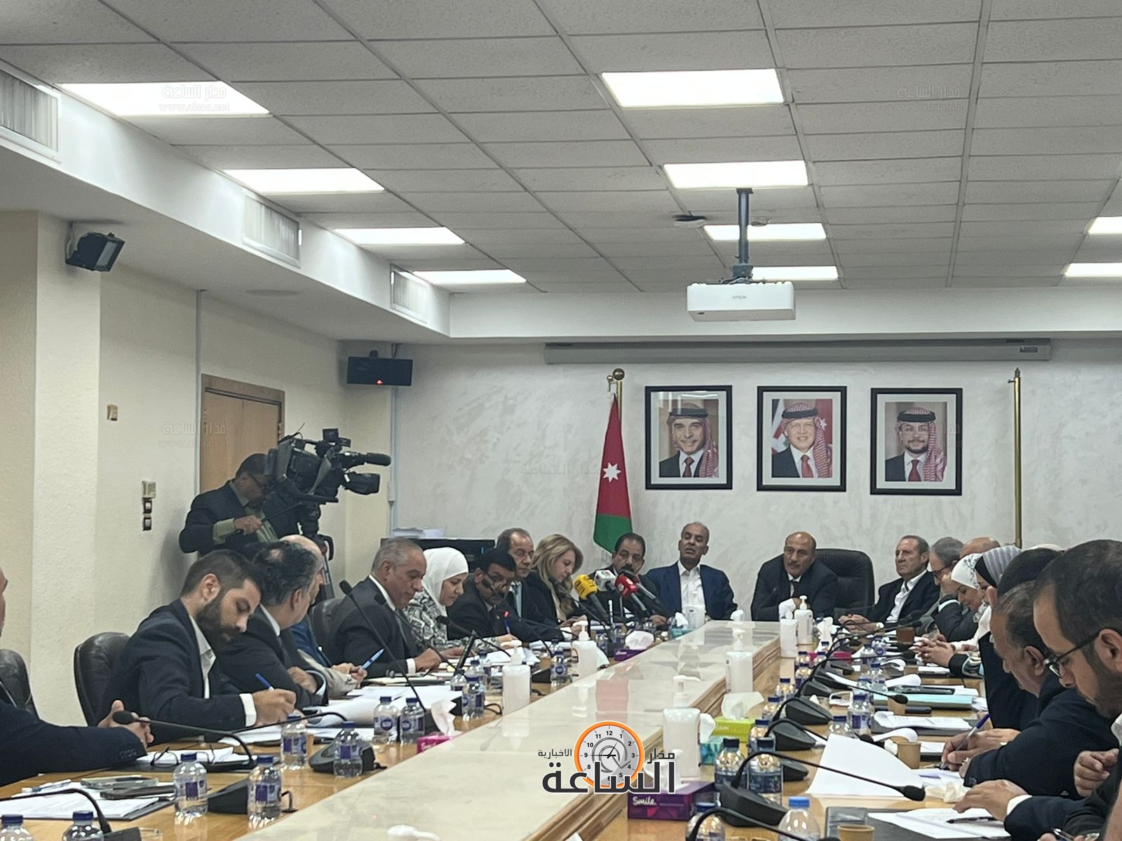 Madar Al-Saa Images 0.1108565649012363