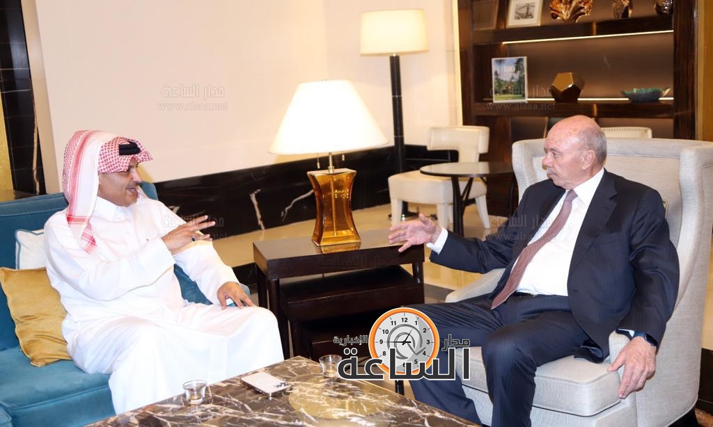 Madar Al-Saa Images 0.8406283211396575