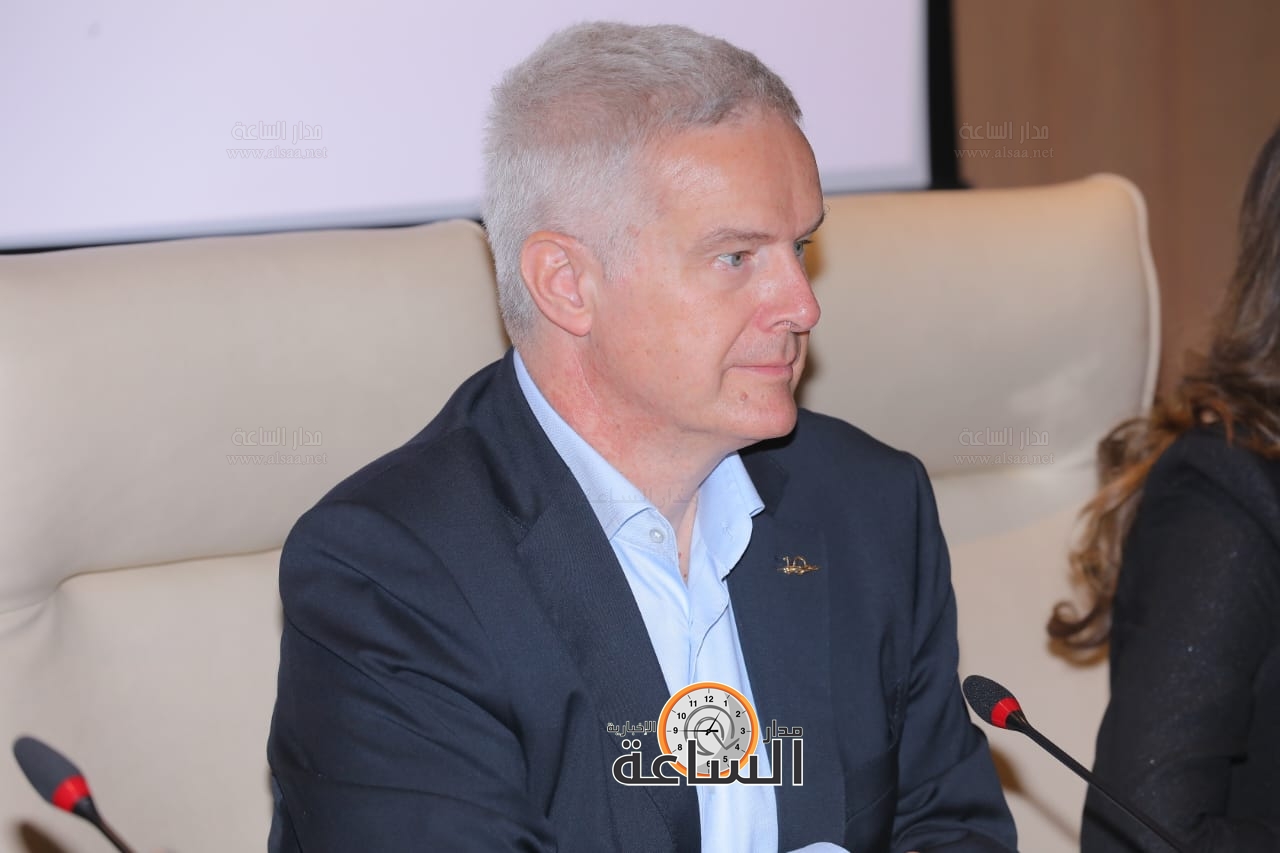 Madar Al-Saa Images 0.7718130774636383