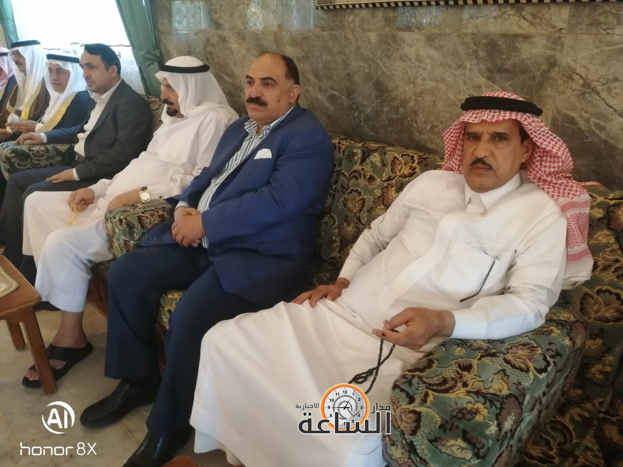 Madar Al-Saa Images 0.3851146221079287