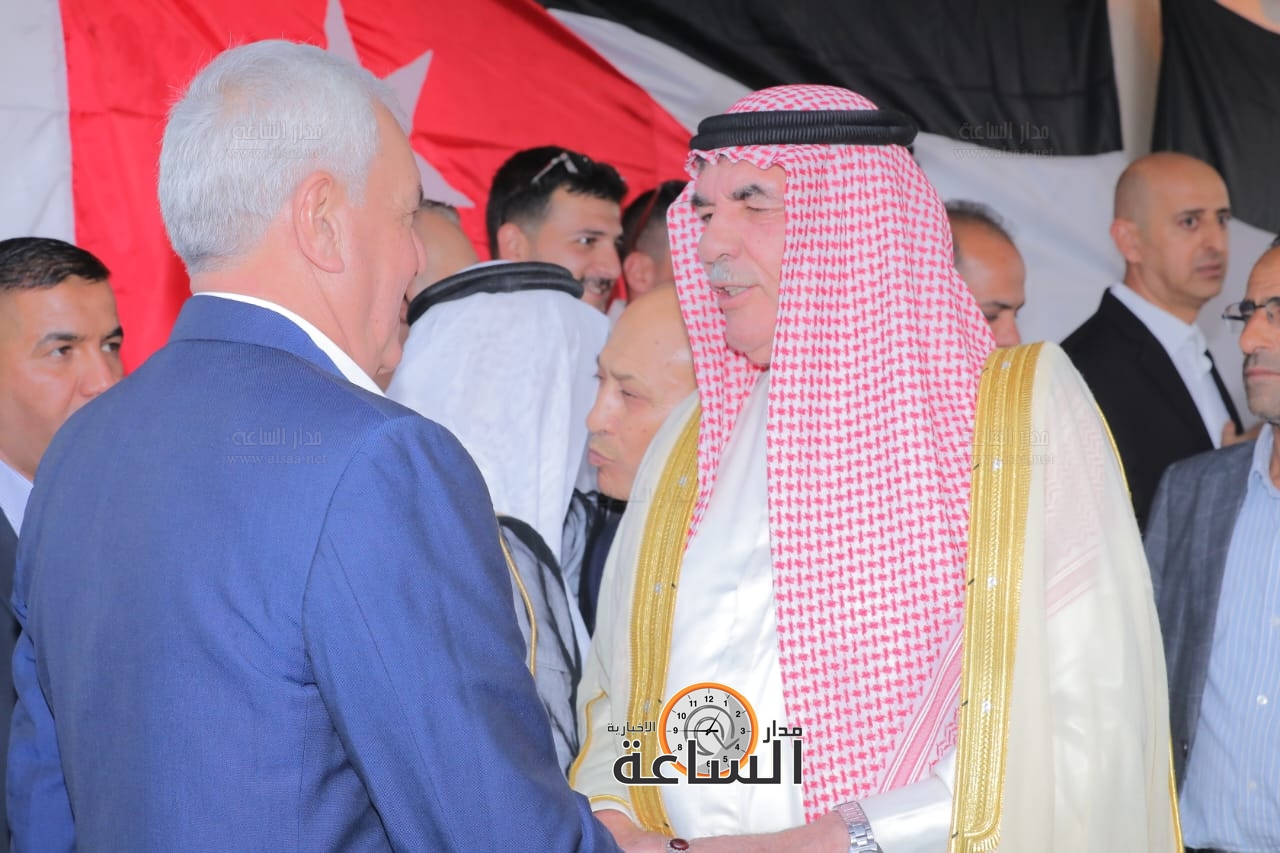 Madar Al-Saa Images 0.4336793331482781