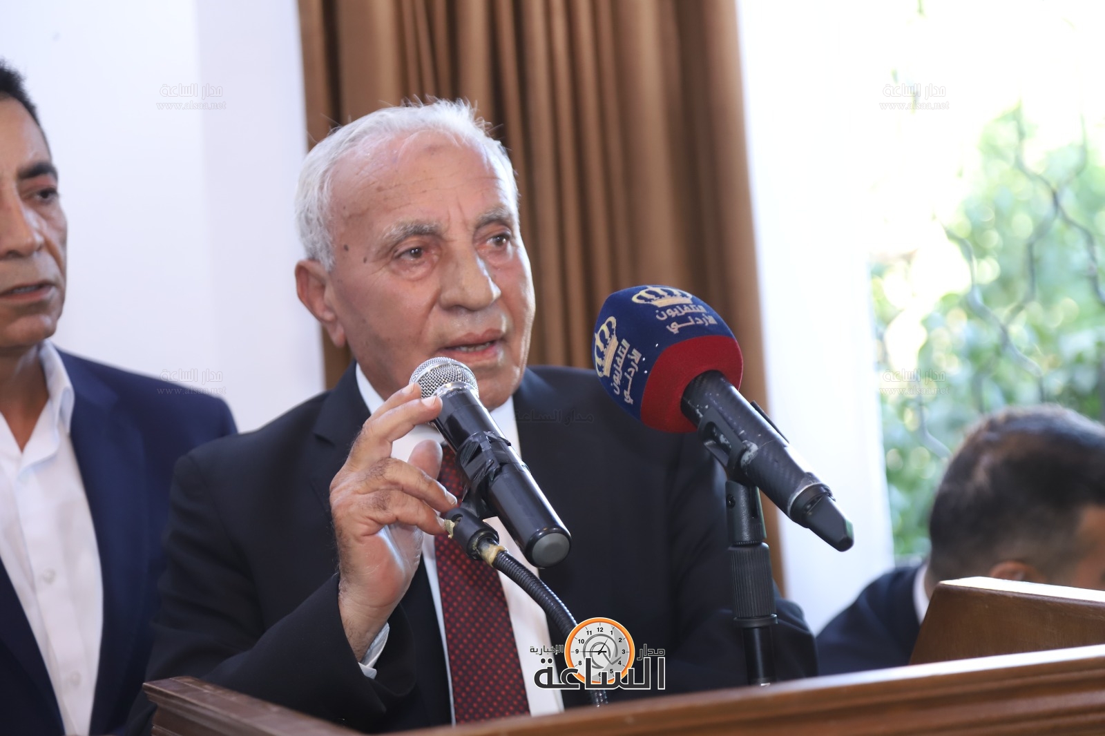 Madar Al-Saa Images 0.9230851400076864