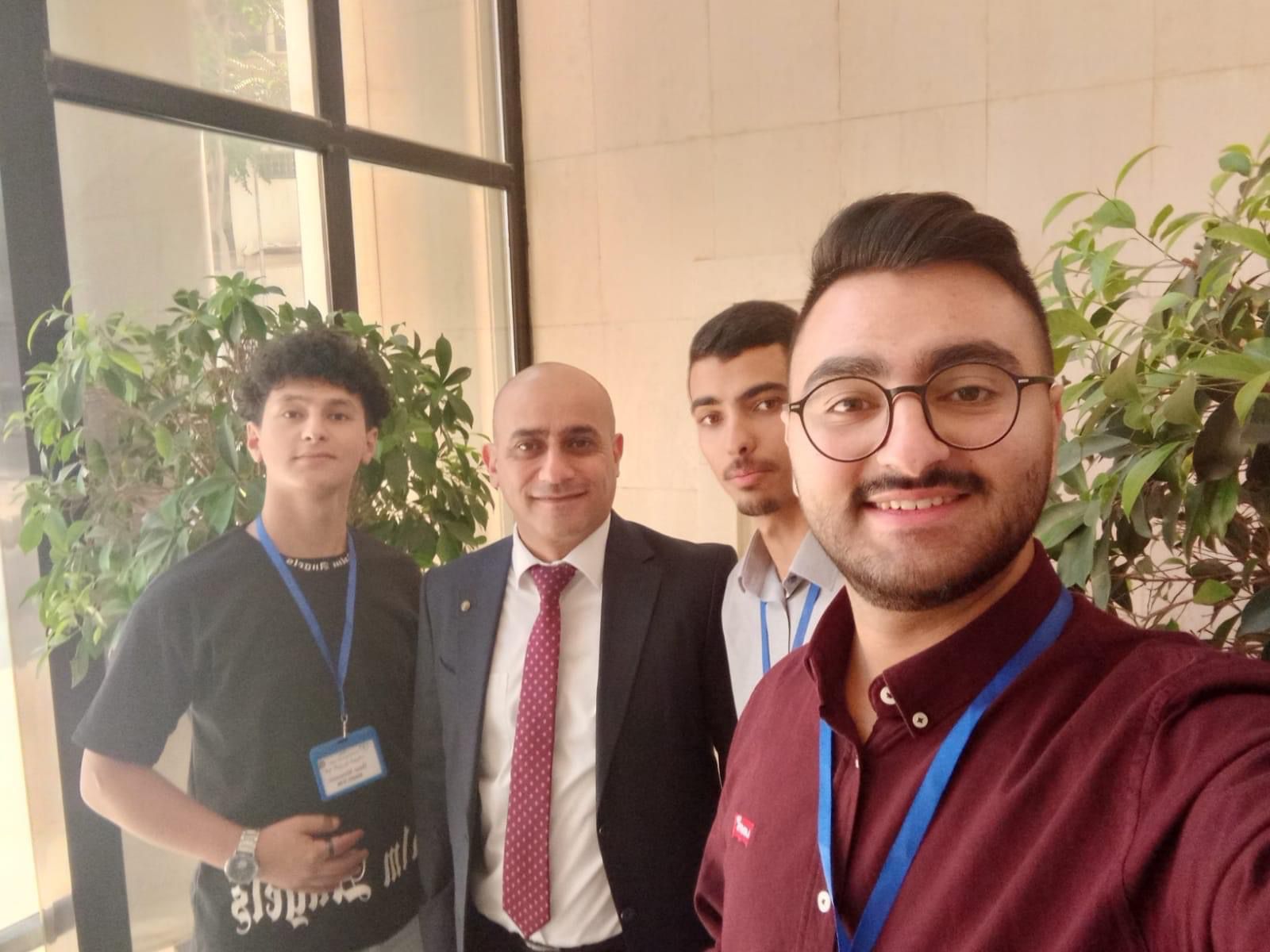 Madar Al-Saa Images 0.43085573590461523