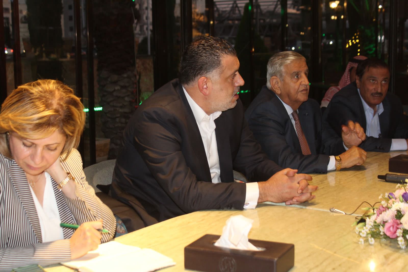 Madar Al-Saa Images 0.684187710669607