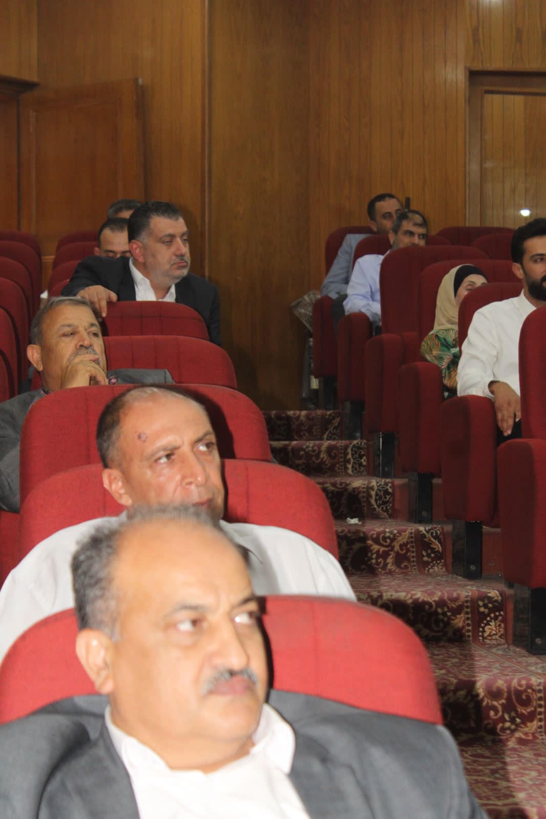 Madar Al-Saa Images 0.4705590560414361