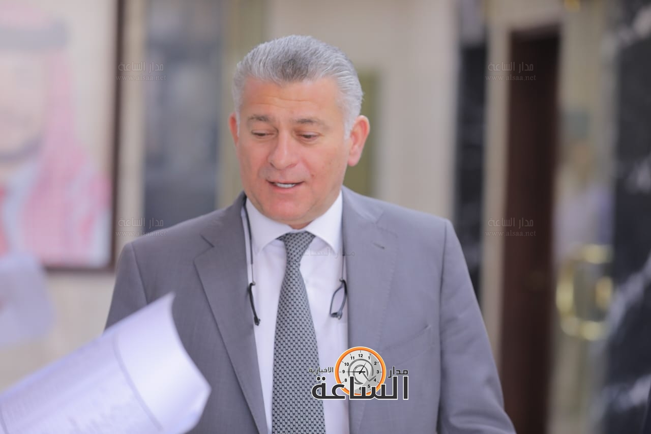 Madar Al-Saa Images 0.9766645736622863