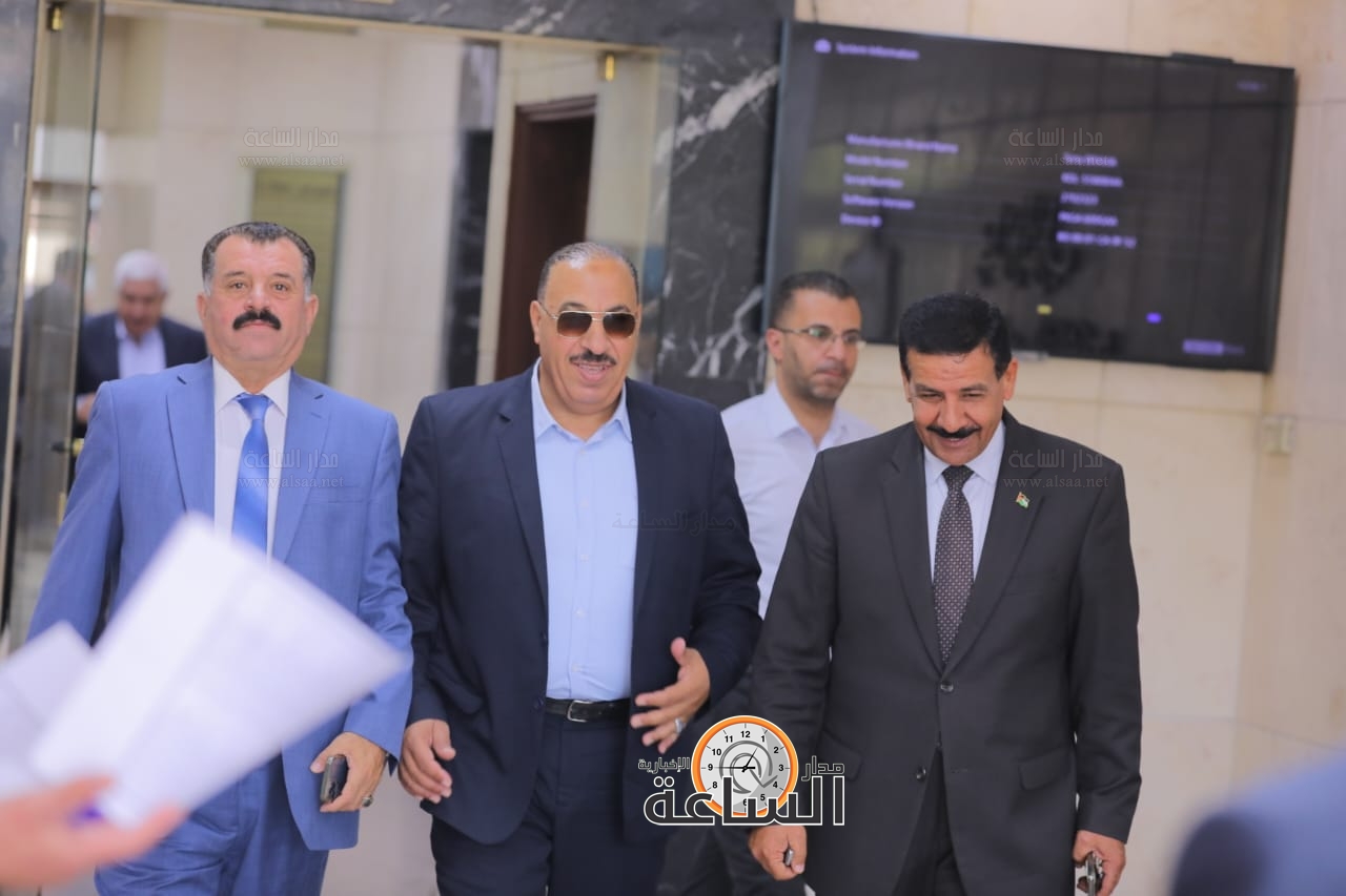 Madar Al-Saa Images 0.49743816398835294