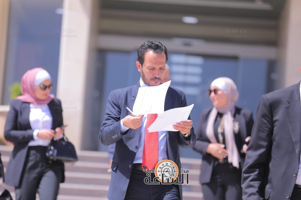 Madar Al-Saa Images 0.17507318299481023