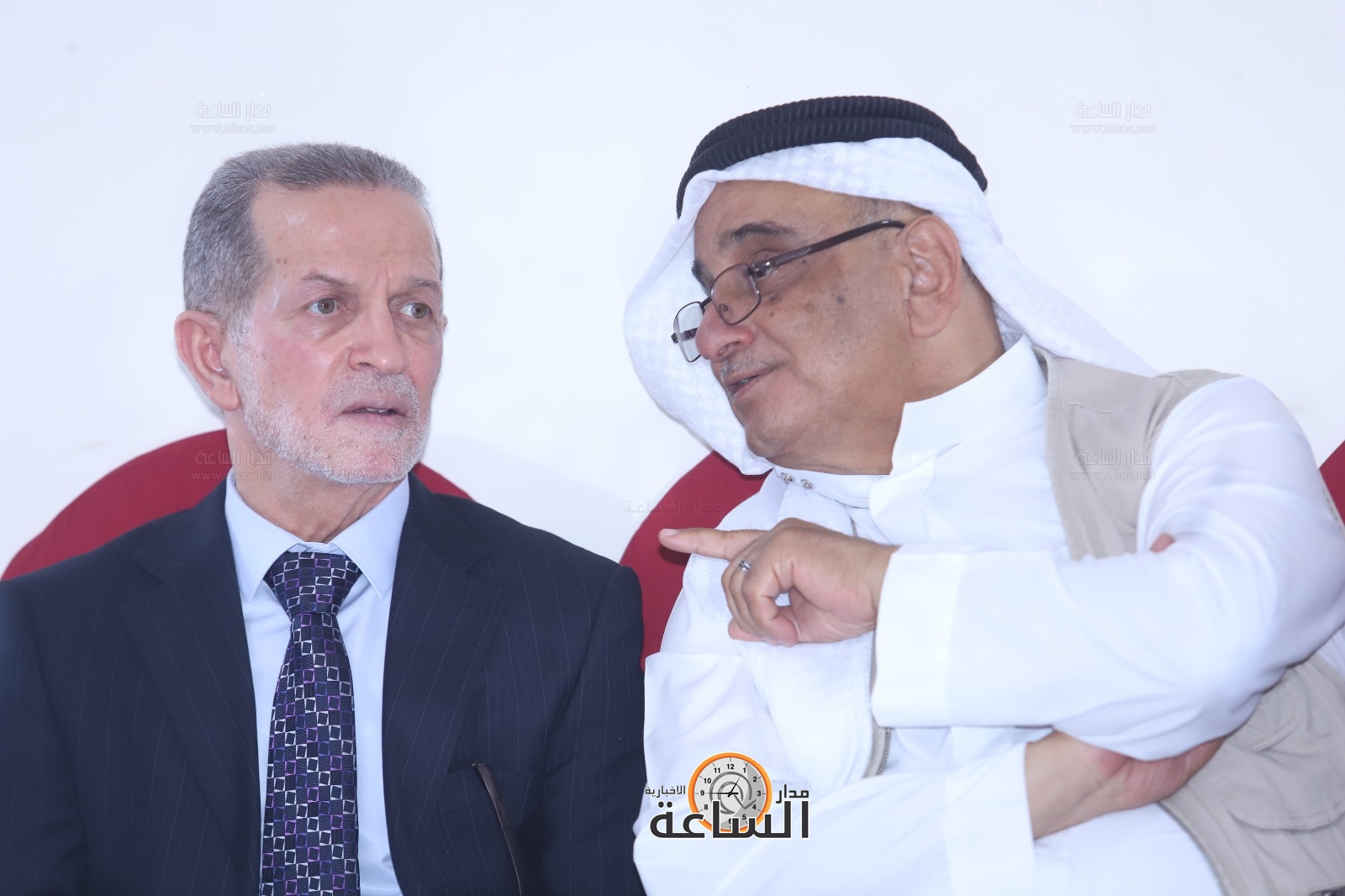 Madar Al-Saa Images 0.9947371221962544