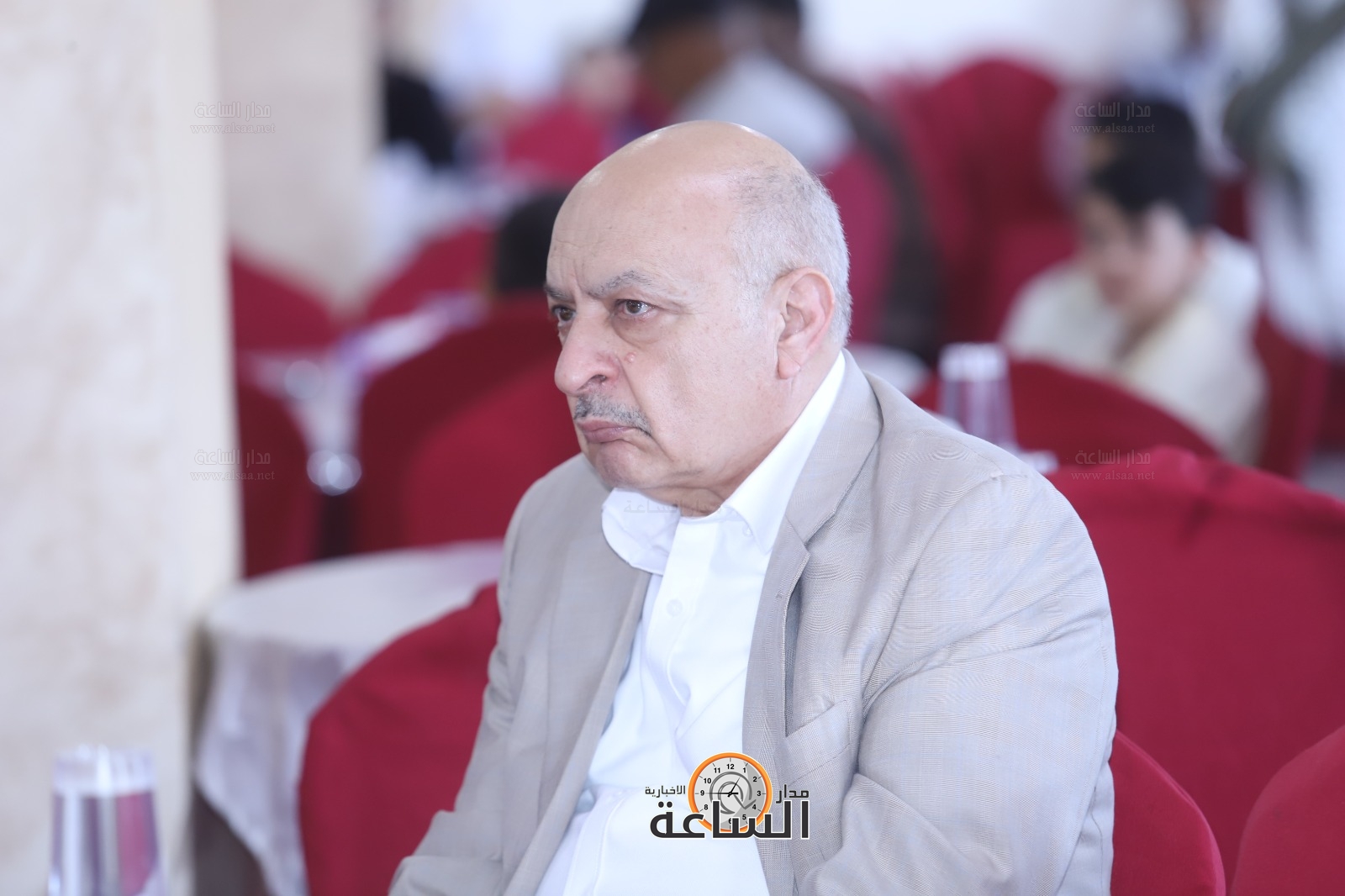 Madar Al-Saa Images 0.44552018690799156