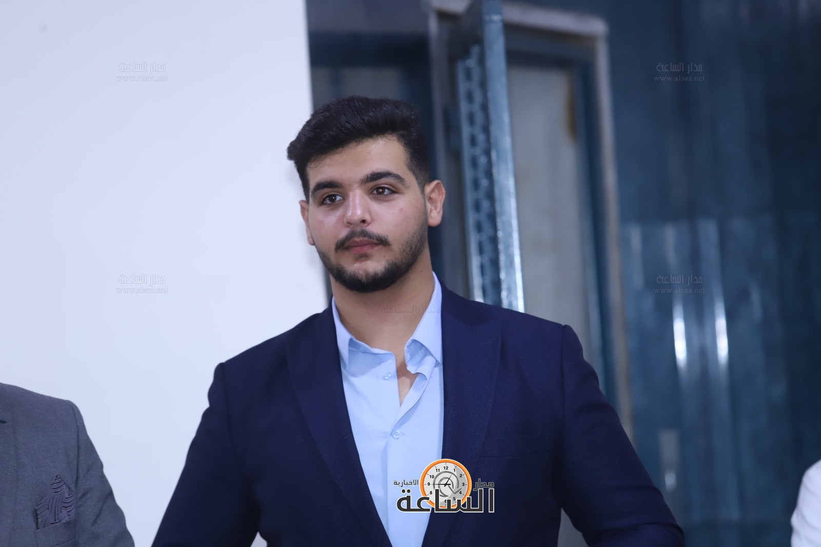 Madar Al-Saa Images 0.1838604838487582