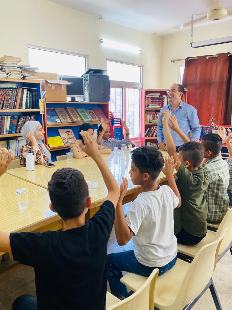 Madar Al-Saa Images 0.5939163980465969