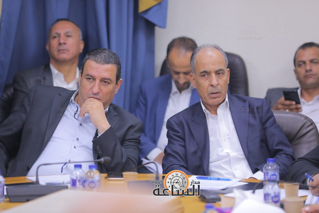 Madar Al-Saa Images 0.691519370506483