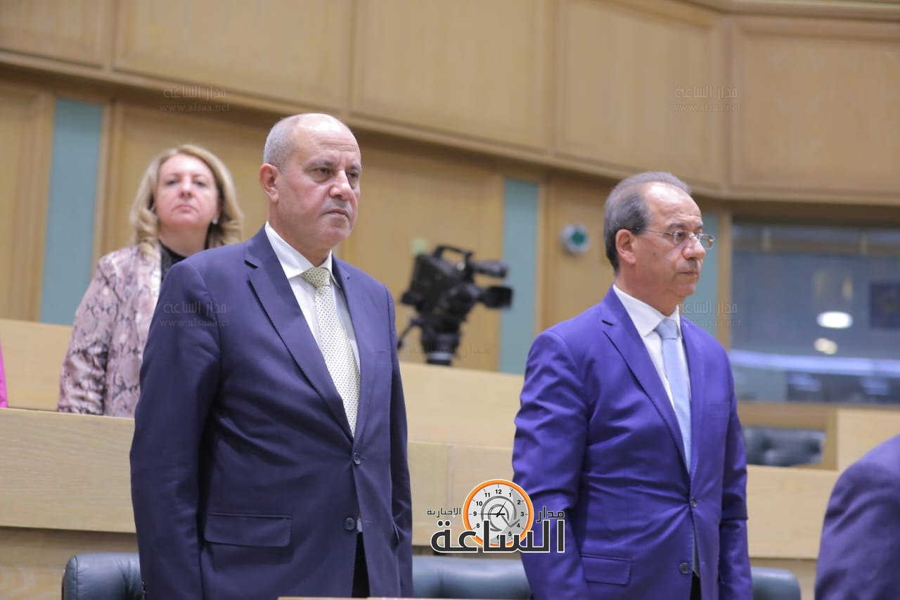 Madar Al-Saa Images 0.2456342314529718