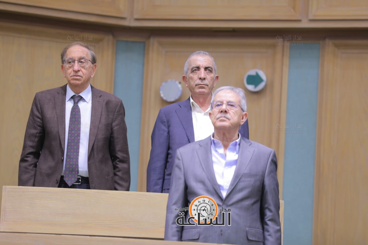 Madar Al-Saa Images 0.41876183856613736