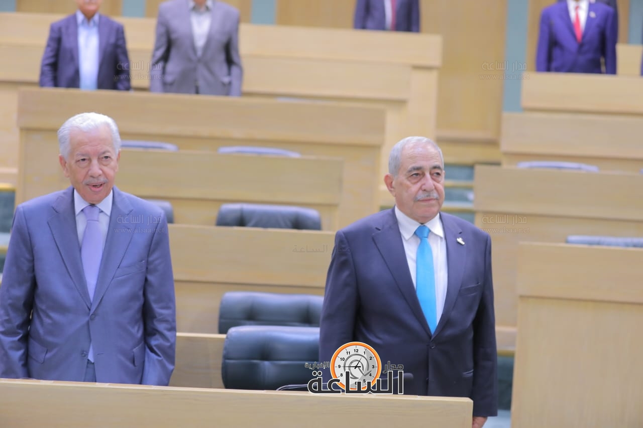 Madar Al-Saa Images 0.6920758629541517