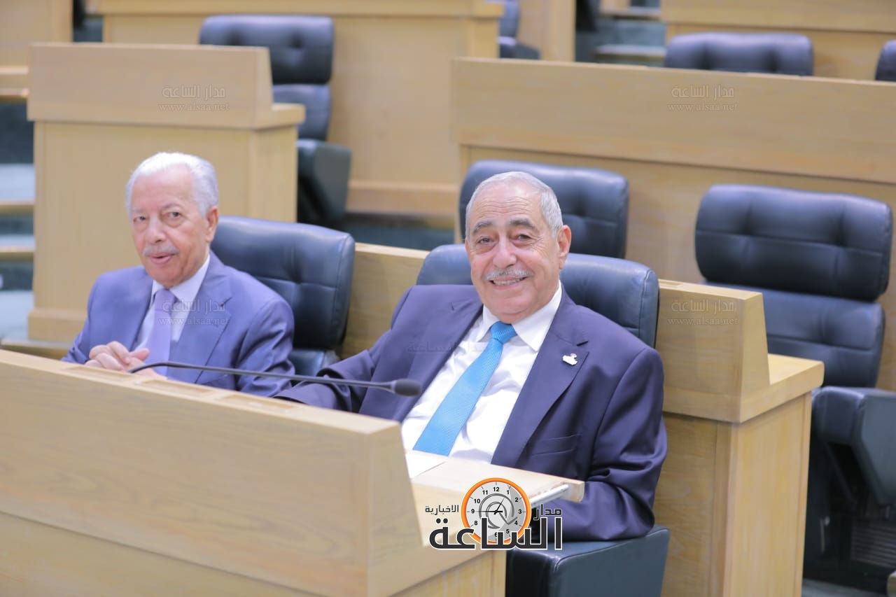 Madar Al-Saa Images 0.0481493606312422