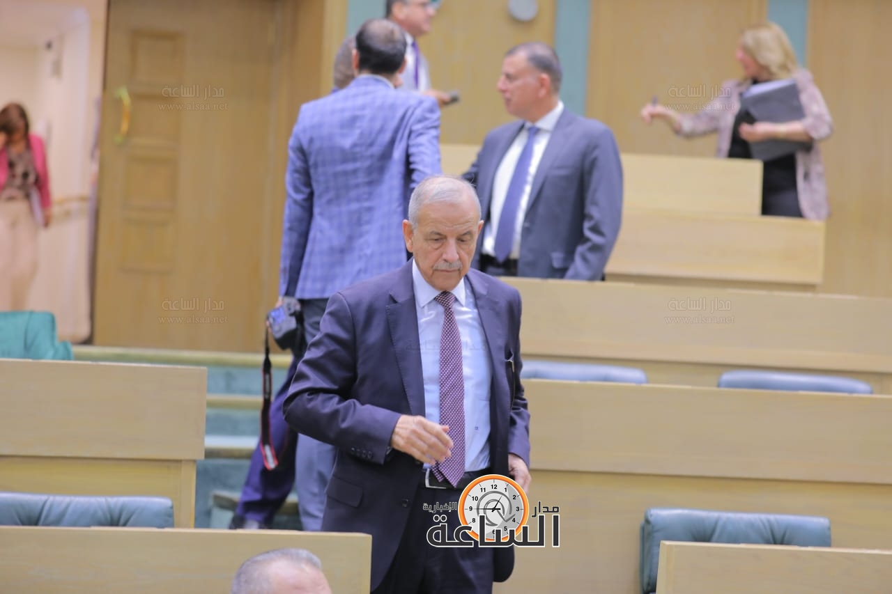 Madar Al-Saa Images 0.9412603681000657