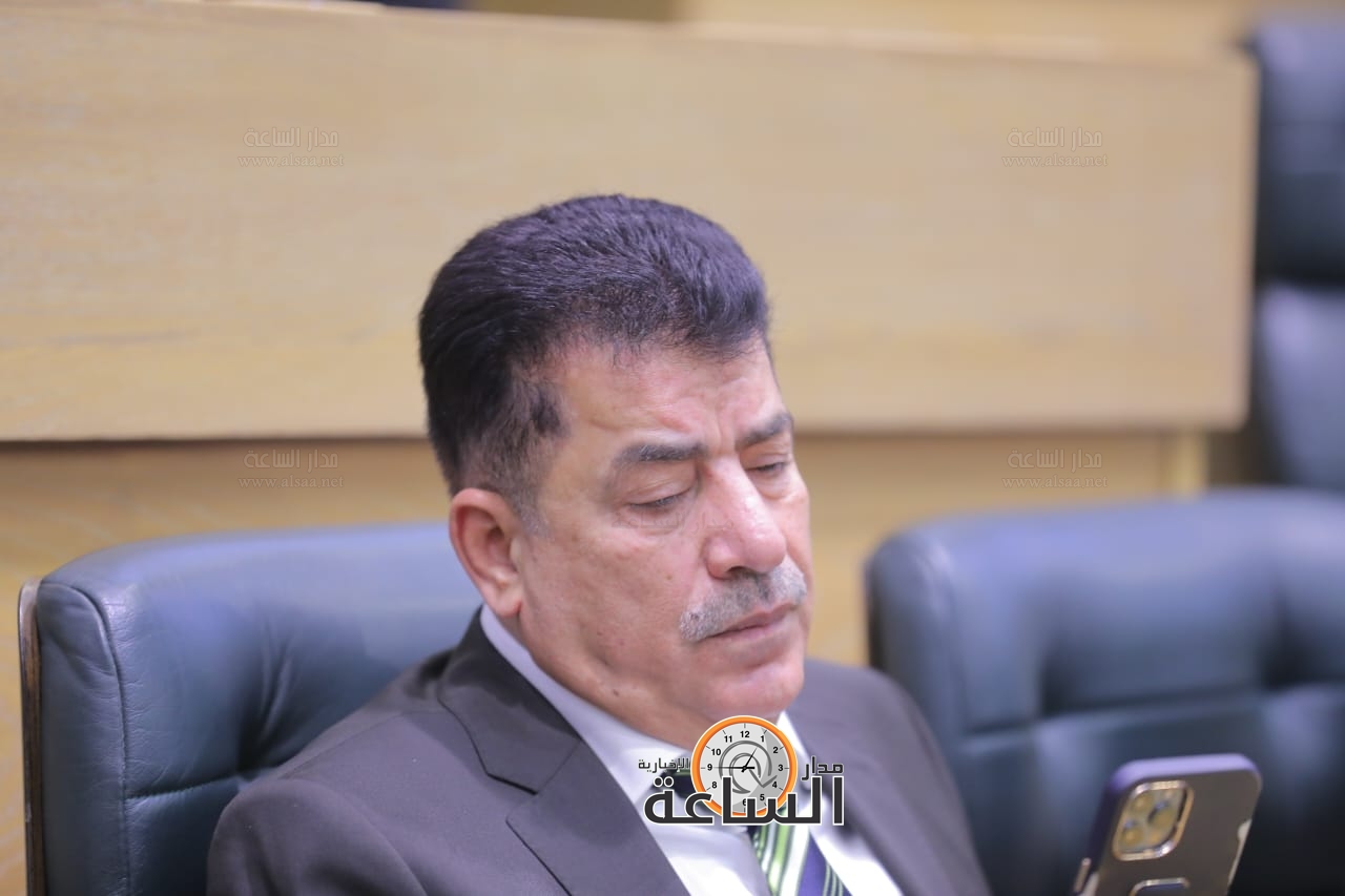 Madar Al-Saa Images 0.8349364685842469