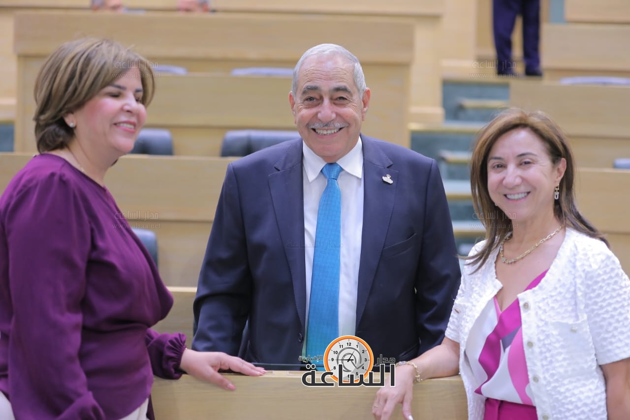 Madar Al-Saa Images 0.19447935237204939